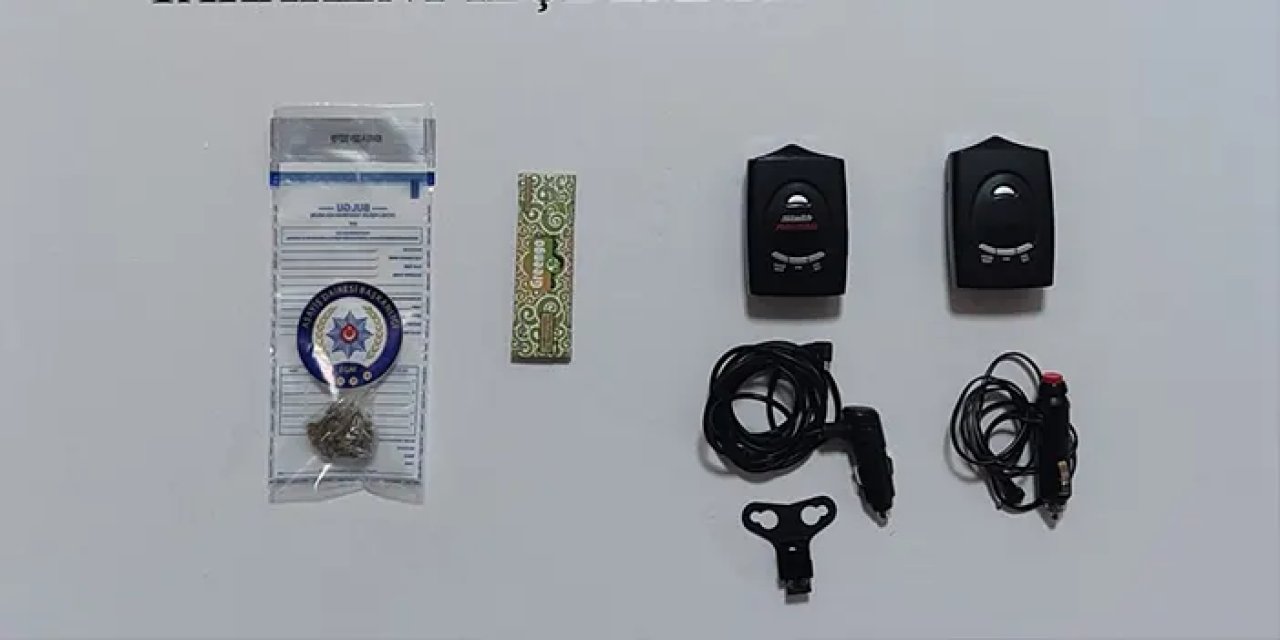 Samsun'da suç unsurlarına geçit yok! Radar tespit cihazı ve uyuşturucu yakalandı
