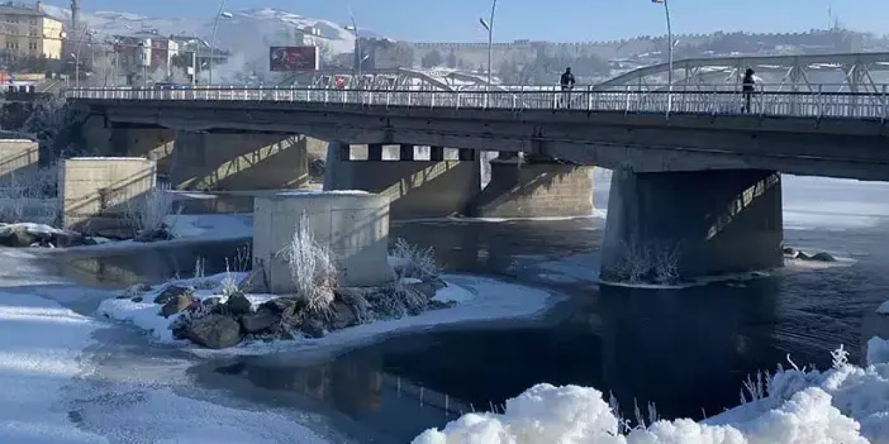 Ardahan Göle'de sıcaklık eksi 32'ye düştü