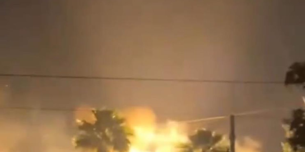 Antalya'da tramvay hattına yıldırım düştü