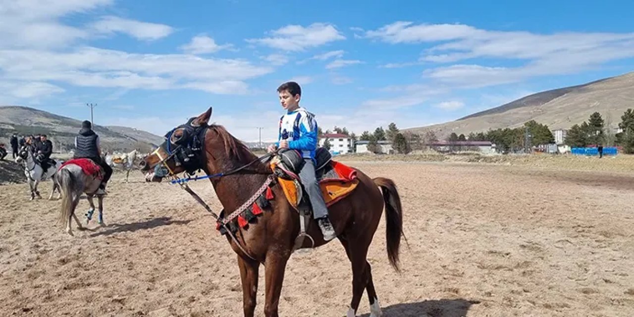 Bayburt'ta ölmeyen gelenek; Cirit