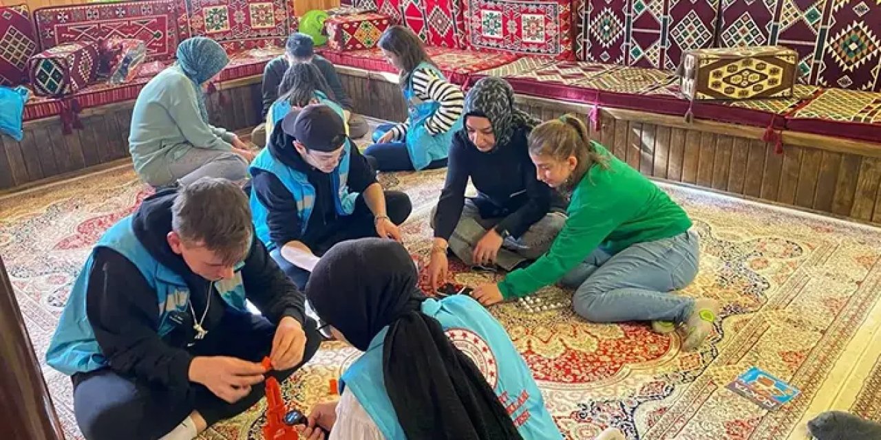 Bayburt'ta telefon bağımlılığına dikkat çektiler