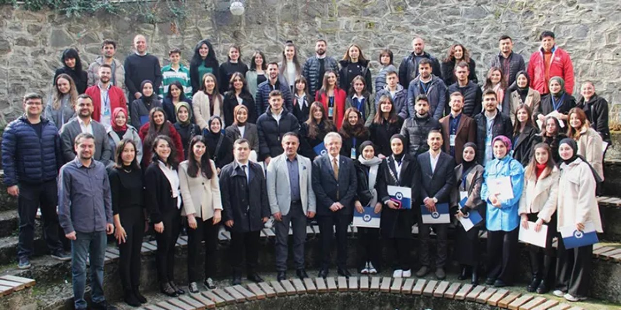 Trabzon’da Eğitimleri tamamlayan kursiyerler sertifikalarını aldılar