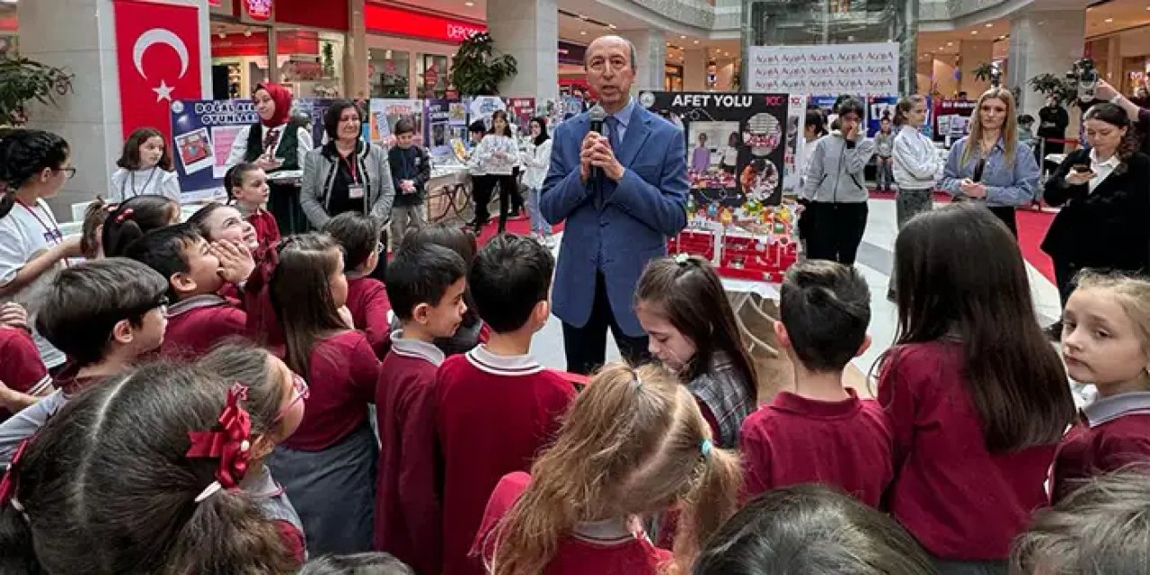 Sakarya'da 'Afet Risk Azaltma Proje Yarışma Sergisi' düzenlendi