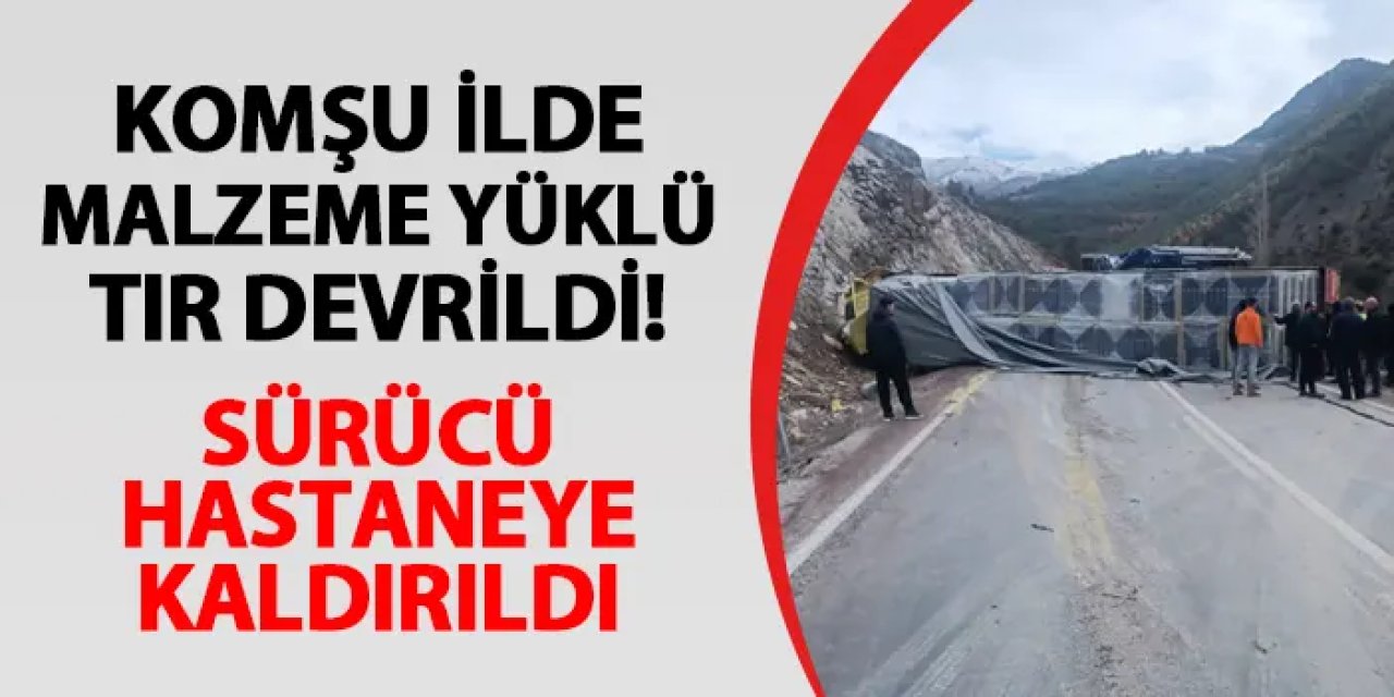 Gümüşhane'de malzeme yüklü tır devrildi! Sürücü hastaneye kaldırıldı