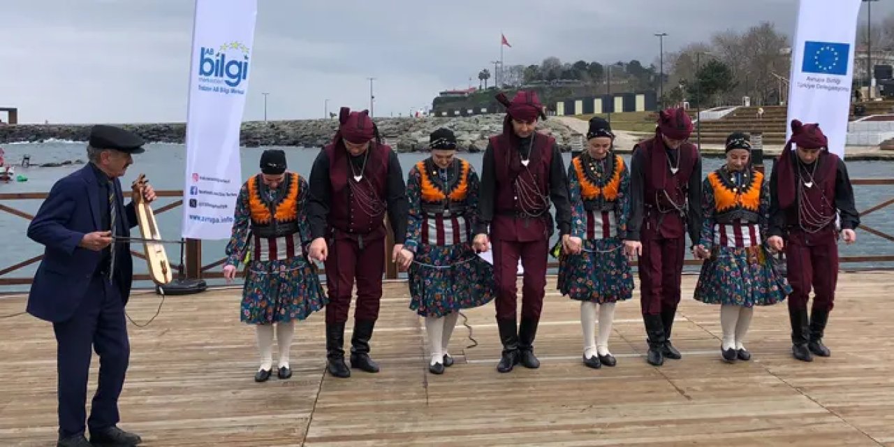 Trabzon'da kadınlar gününe özel horon şenliği! "Horonu Dik Oyna"