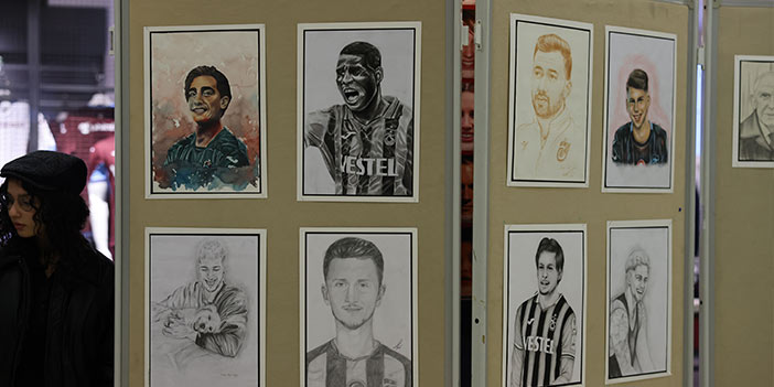 Lise öğrencilerinin çizdiği resimler Papara Park'ta sergilendi