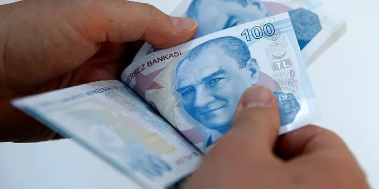 Flaş açıklama! Asgari ücrete ve emekli maaşlarına zam yapılacak mı?