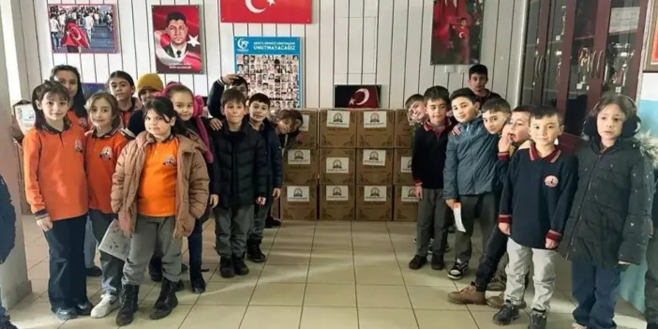 Bayburt'ta öğrenciler ihtiyaç sahipleri için koli hazırladı