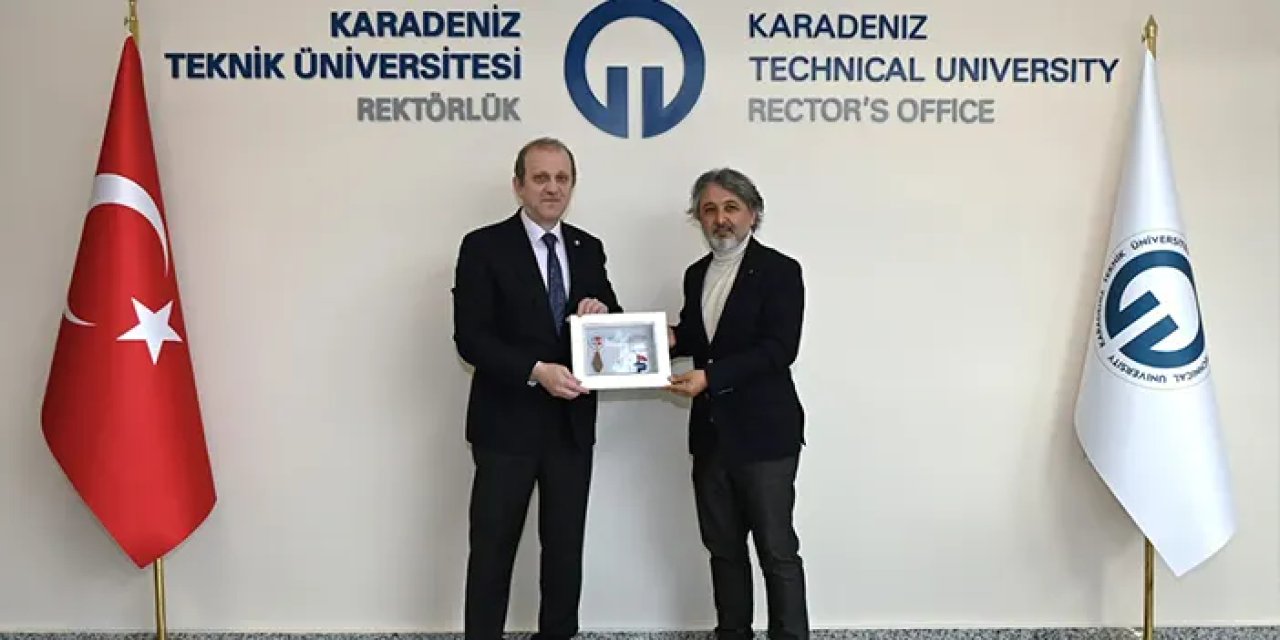 "8. Ulusal Antarktika Bilim Seferi"ne katılan KTÜ'lü bilim insanı, Rektör Çuvalcı'yı ziyaret etti