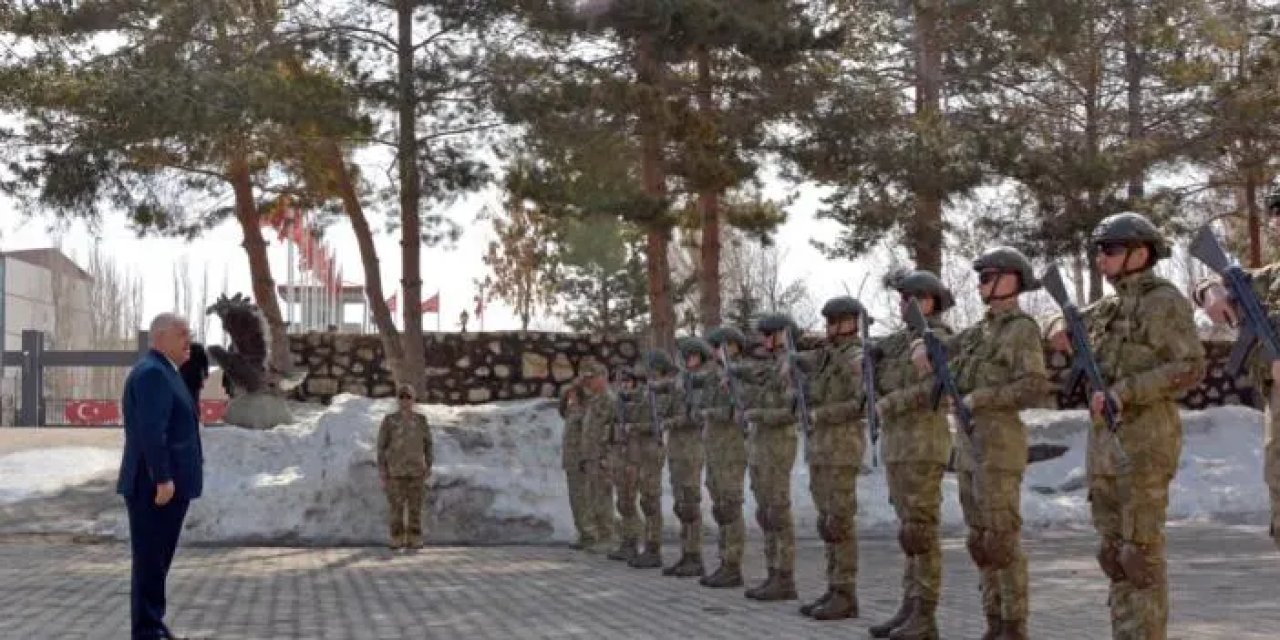 Bakan Güler Hakkari sınırında!