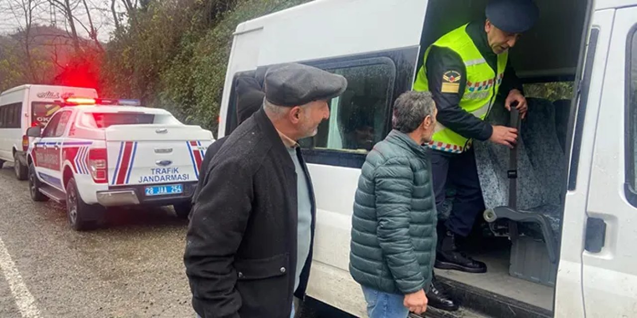 Giresun'da jandarmadan öğrenci servislerine denetim!