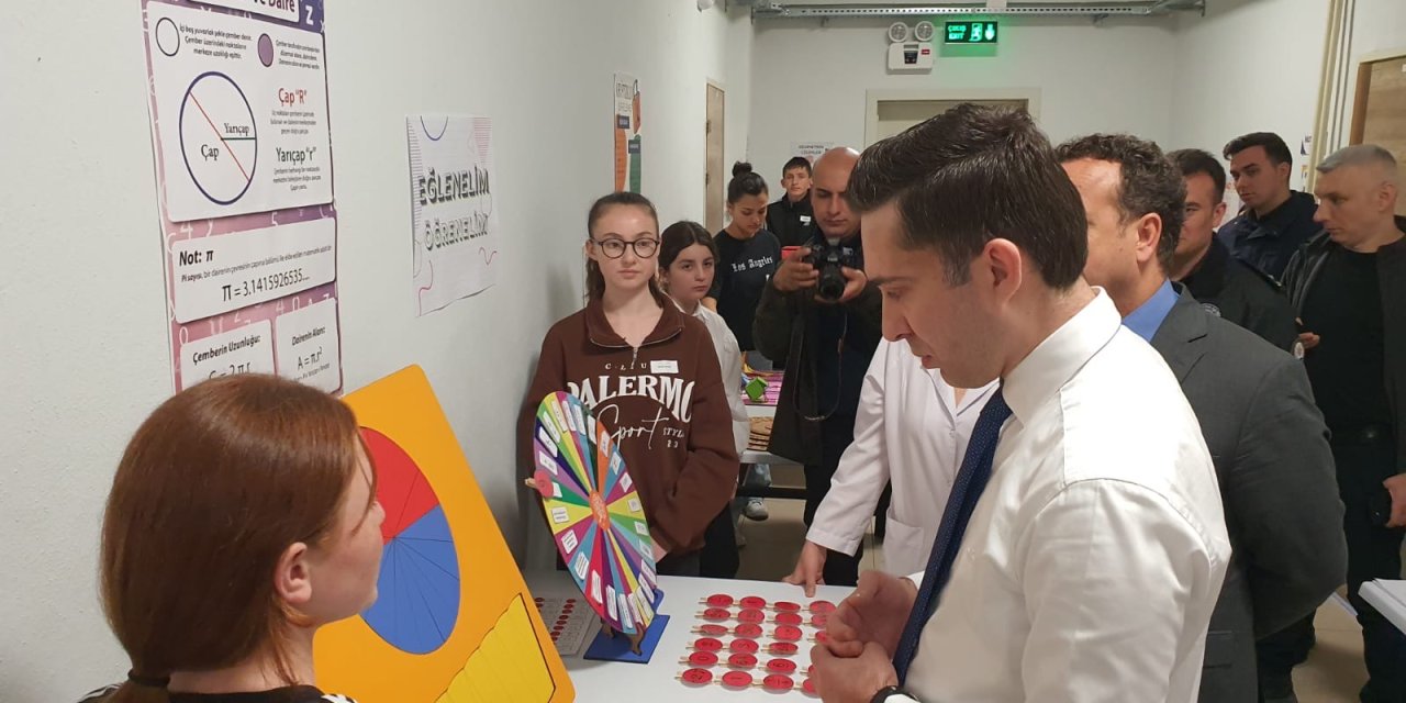 Samsun Asarcık'ta Dünya Pi Günü ve Matematik Haftası etkinliği