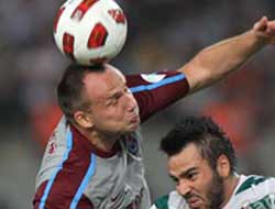 Glowacki ve Barış'a tam puan