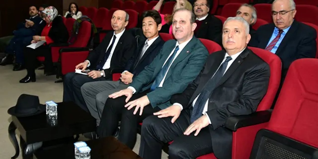 Trabzon'da müzecilik deneyimlerinin paylaşıldığı panel düzenlendi