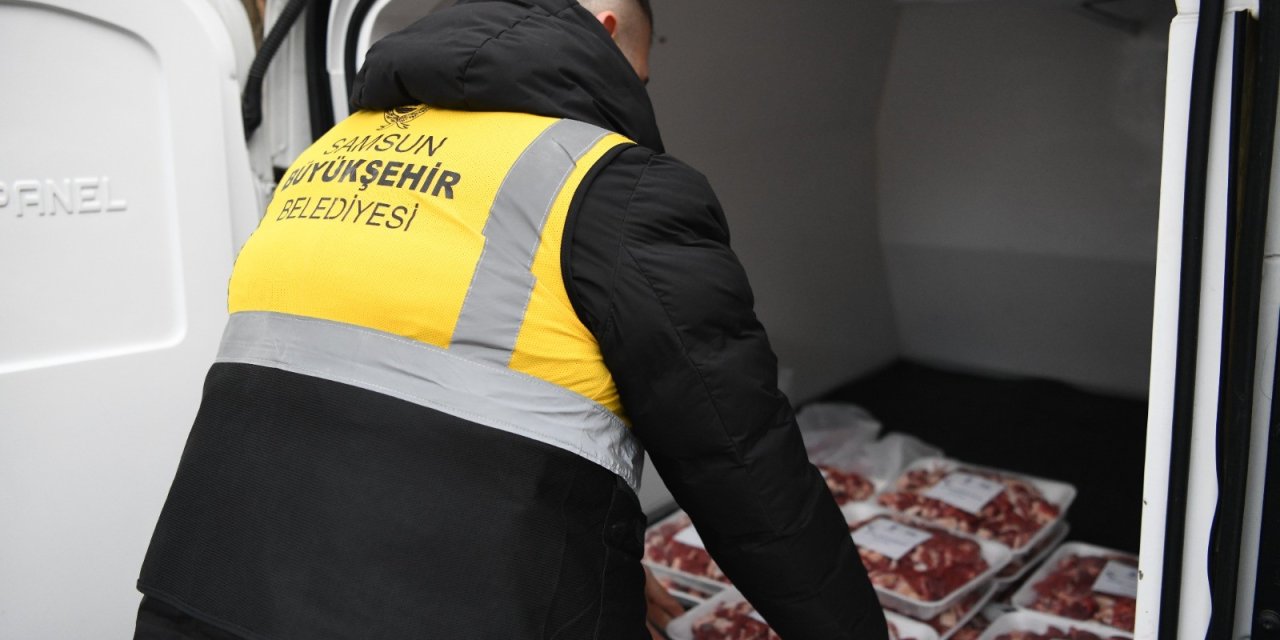 Samsun Büyükşehir’den ihtiyaç sahibi ailelere yardım