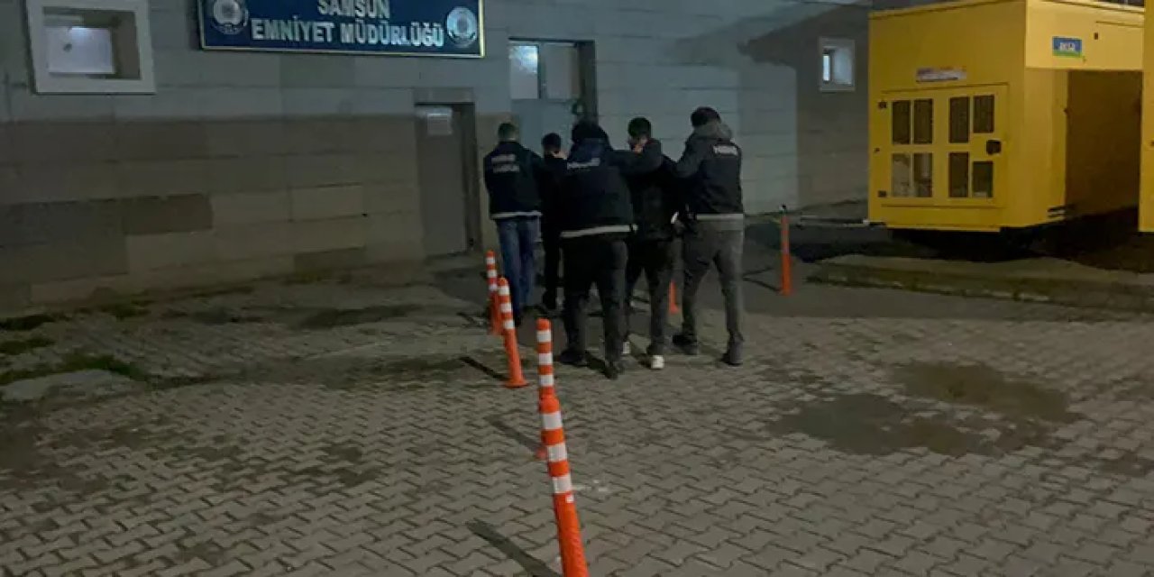 Samsun'da 2 firari hükümlü uyuşturucuyla yakalandı