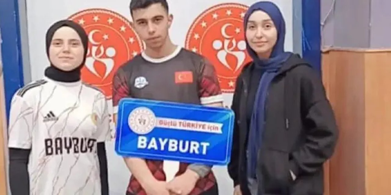 Türkiye bilek güreşi ikincisi Bayburt’tan