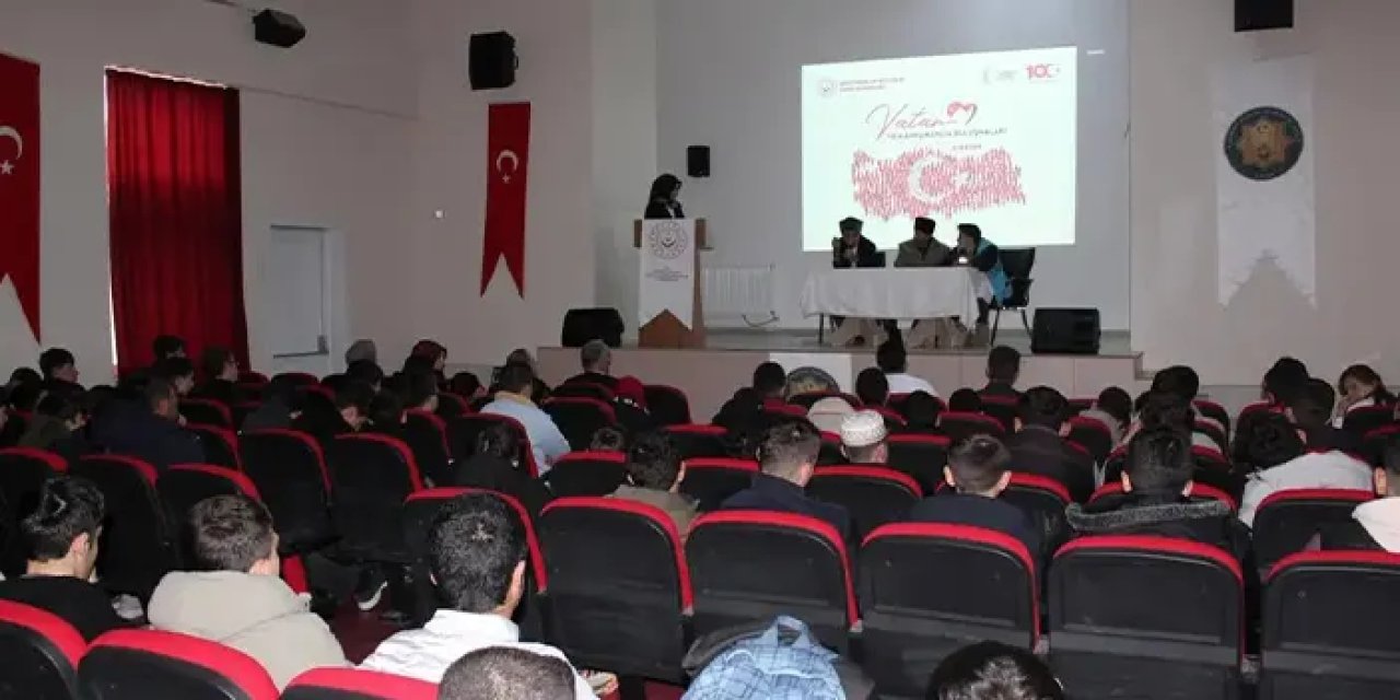 Bayburt'ta öğrenciler Kıbrıs Gazileriyle buluştu!