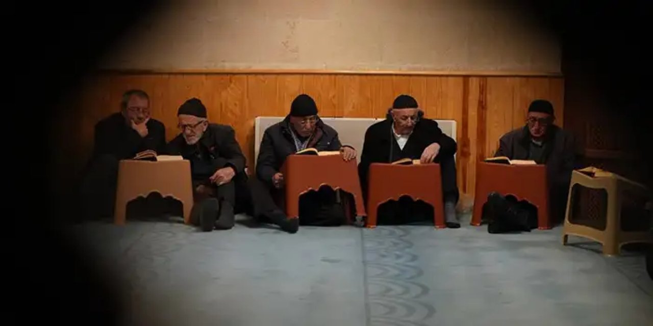 Bayburt'ta asırlık hatim geleneği selçuklu mirası camilerde yaşatılıyor