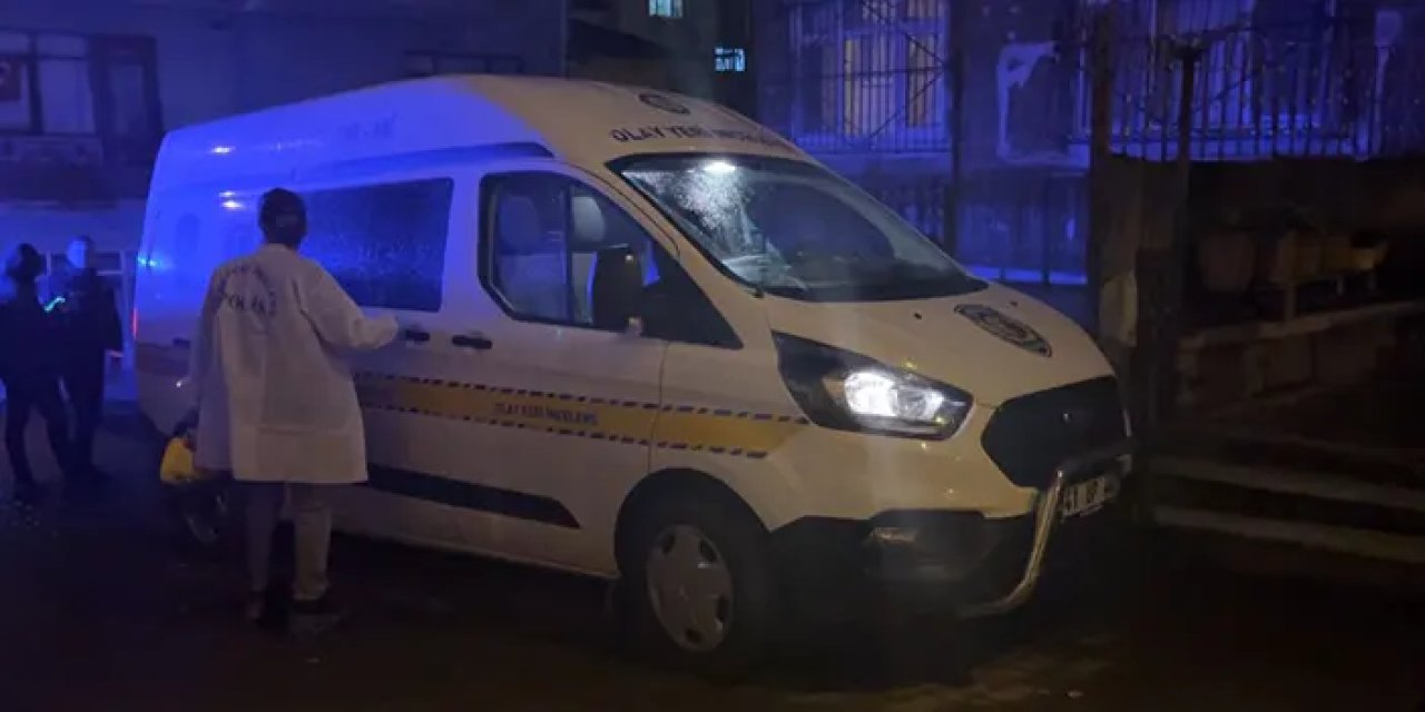 Kocaeli'de kavga ettiği ağabeyini boğazından bıçaklayarak öldürdü