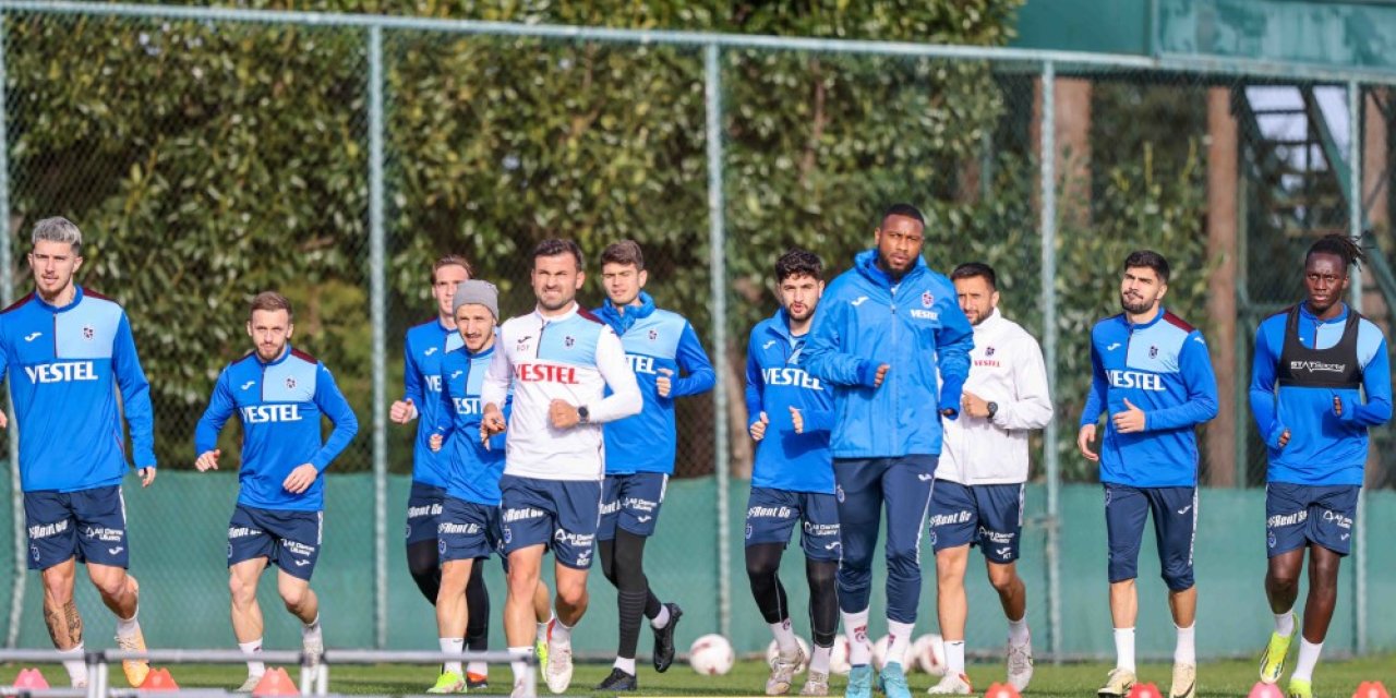 Trabzonspor, Konyaspor Deplasmanı Öncesi Hazırlıklarını Sürdürdü