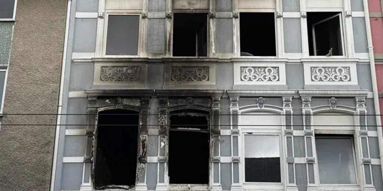 Solingen'de Kundaklama Şüphesiyle Çıkan Yangında 4 Kişi Öldü, 9 Kişi Yaralandı! O Anları anlattılar