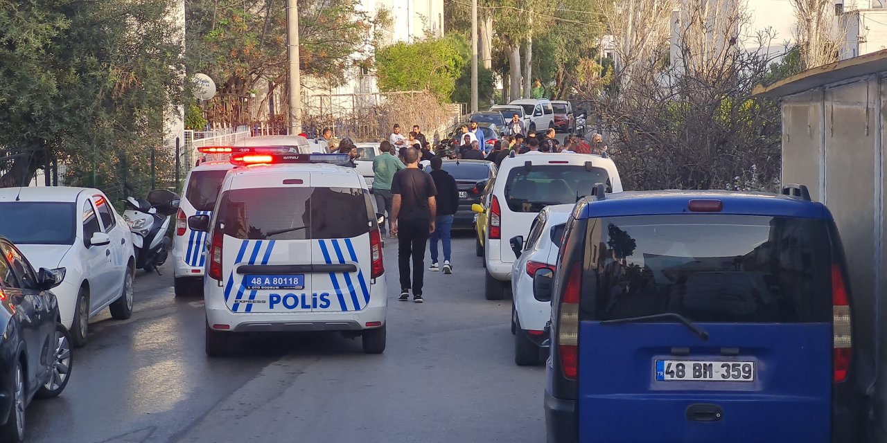 Muğla'da husumetli komşusu tartışma yaşadı!  Tüfekle vurularak  hayatını