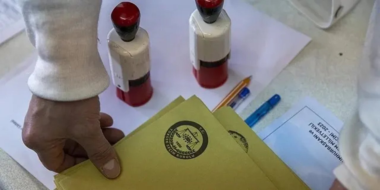 Ambulanslarla sandığa giderek oy kullandılar