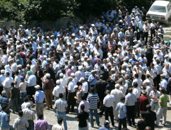 Ordulu muhtar toprağa verildi