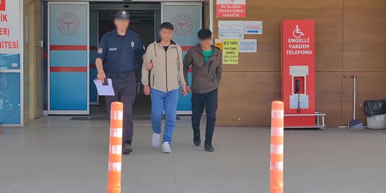 Sahte pasaportla seyahat ediyorlardı! İran uyruklu 2 kişi yakalandı