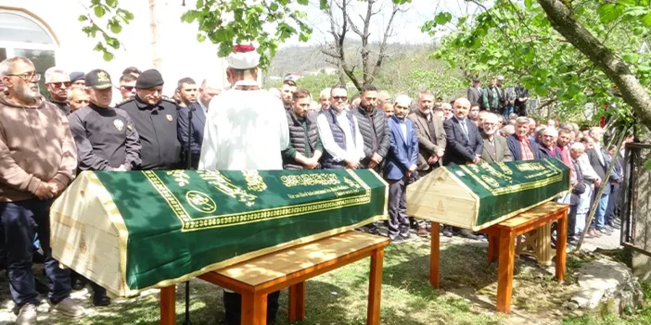 Yangında hayatını kaybeden baba ve oğlu Giresun'da son yolculuğuna uğurlandı
