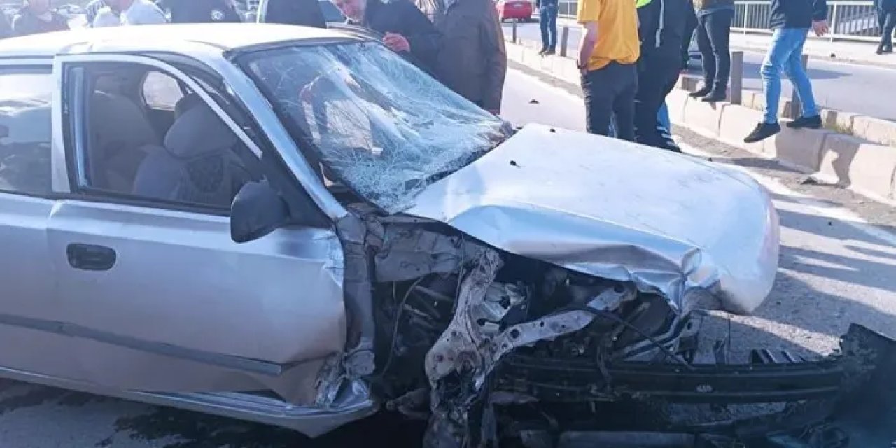 Çarşamba’da Trafik Kazası: 2 Kişi Yaralandı