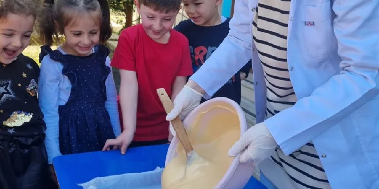 Giresun'da öğrenciler yağdan sabun yaptı