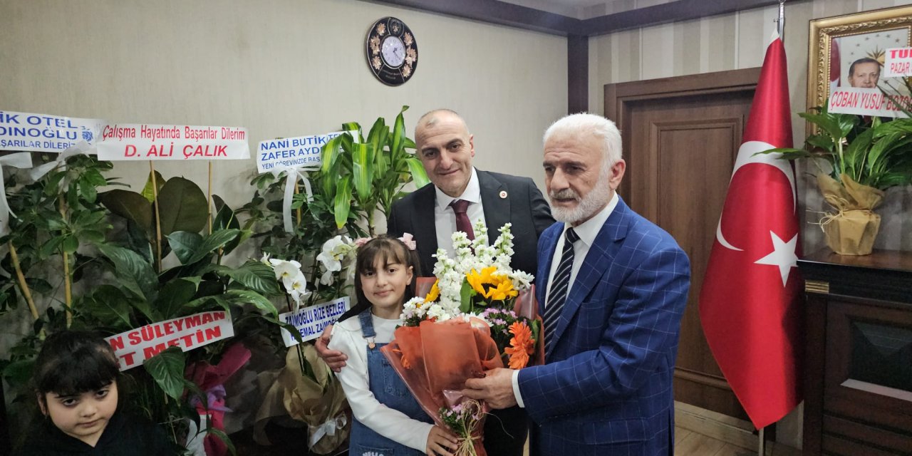 Çamlıhemşin Belediye Başkanı seçilen Ömer Altun göreve başladı