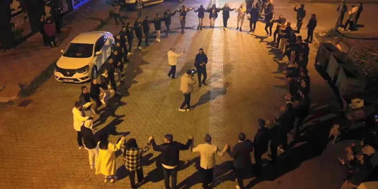 Artvin'de ilginç gelenek! Ramazan davulcusu değil Ramazan tulumcusu