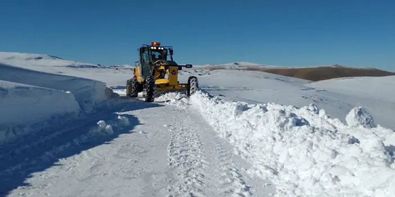 Bölgemizin yüksek kesimlerinde karla mücadele sürüyor