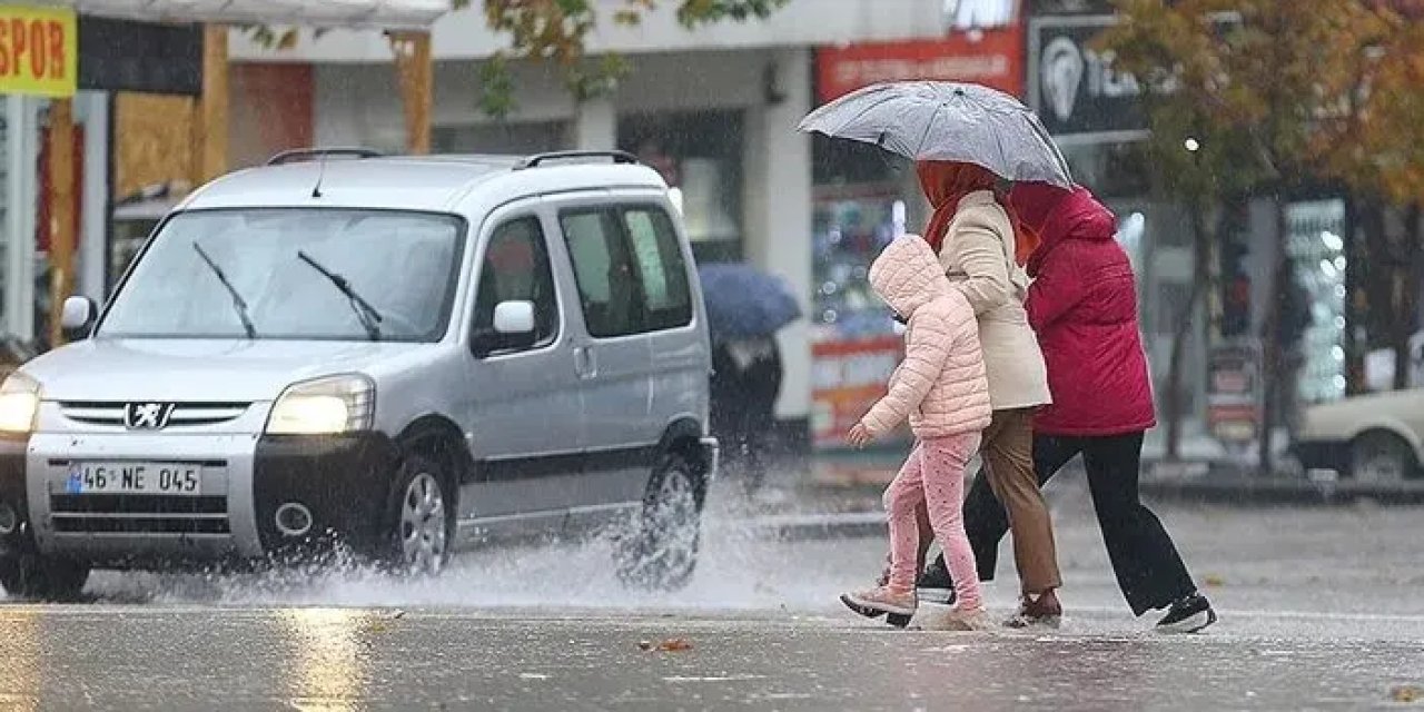 Meteoroloji'den Belirli İller İçin Şiddetli Yağış Alarmı
