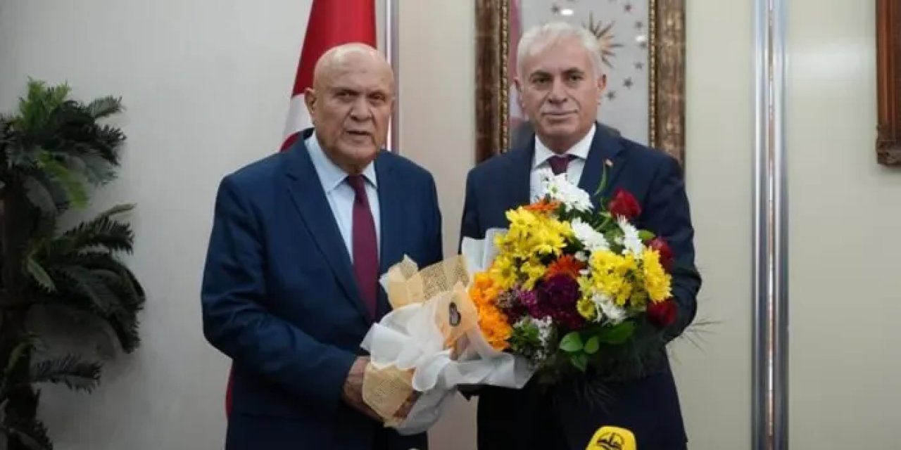 Bayburt'ta Başkan Memiş görevi devraldı