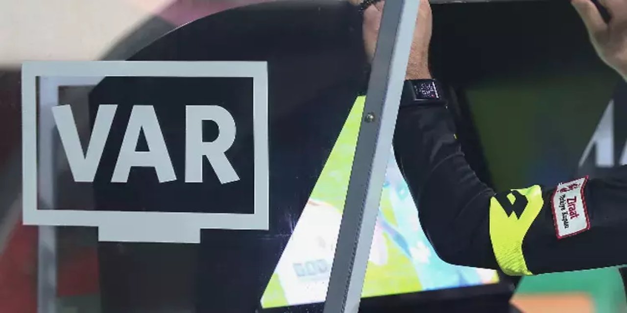 Türk futbol tarihinde bir ilk gerçekleşti! Golü o iptal ettirdi