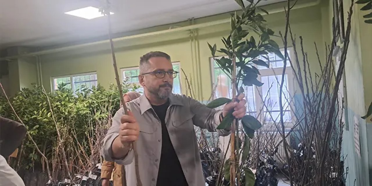 Rize'de vatandaşlara bin 500 meyve fidanı dağıtıldı