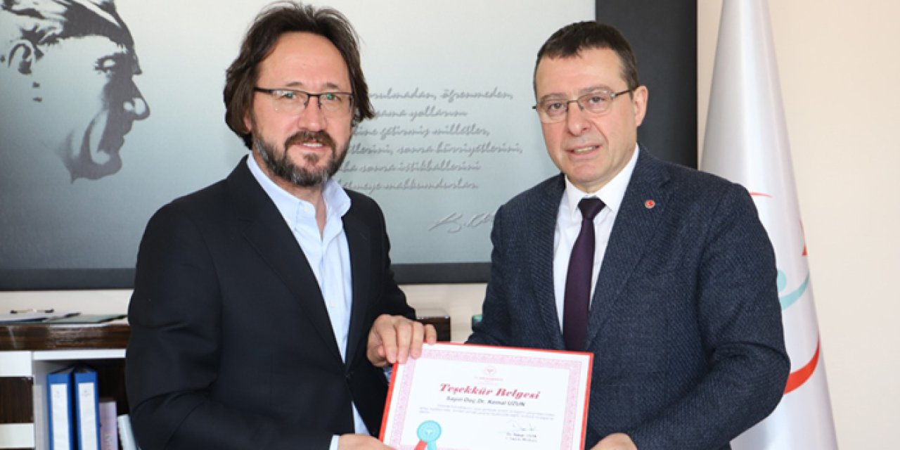 Trabzon'da Doç. Dr. Kemal Uzun akademik gelişim için görevinden ayrıldı