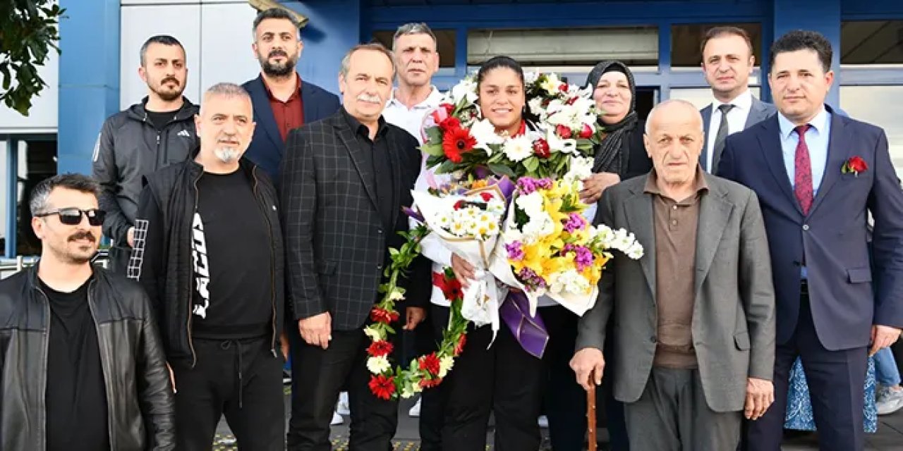 Avrupa Şampiyonu Havvanur'a memleketi Trabzon'da görkemli karşılama!