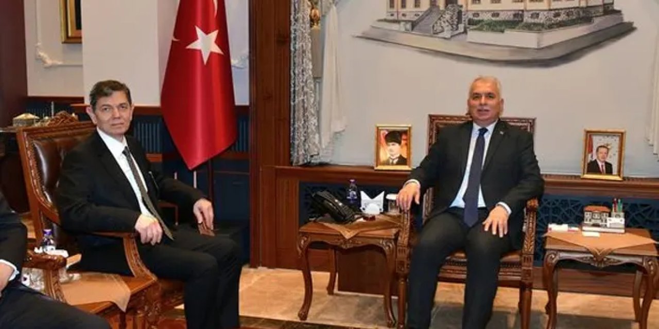 Trabzonspor Divan Başkanı Ören'den Vali Yıldırım'a ziyaret