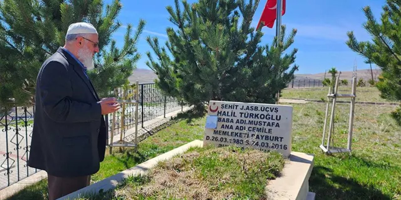Bayburt'ta şehitler mezarı başında anıldı