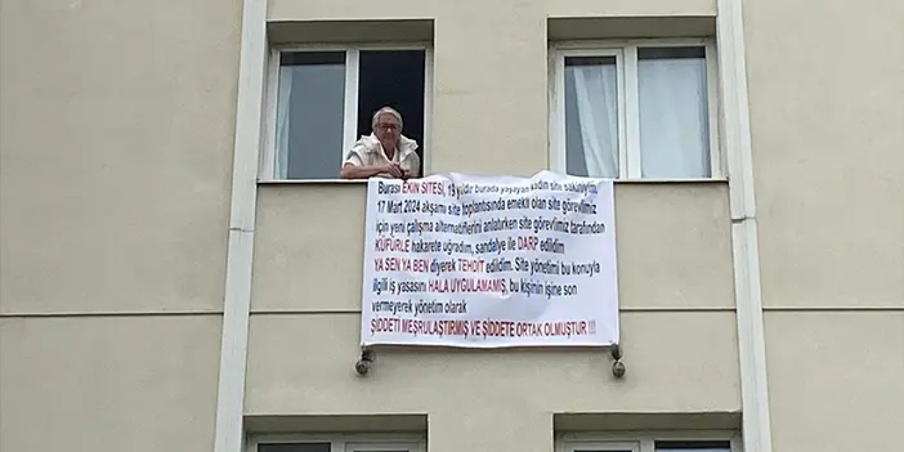 İzmir'de sandalyeyle darp edildi iddiası! Pankart açtı