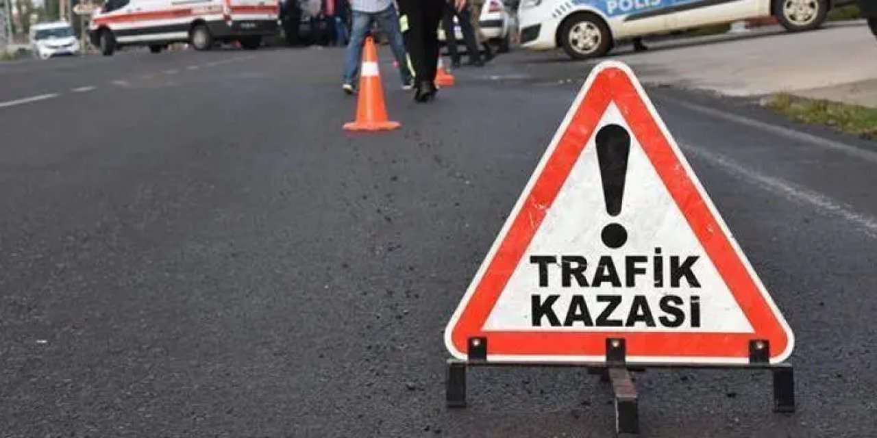 Giresun'da minibüs su kanalına devrildi! 2'si çocuk 4 yaralı