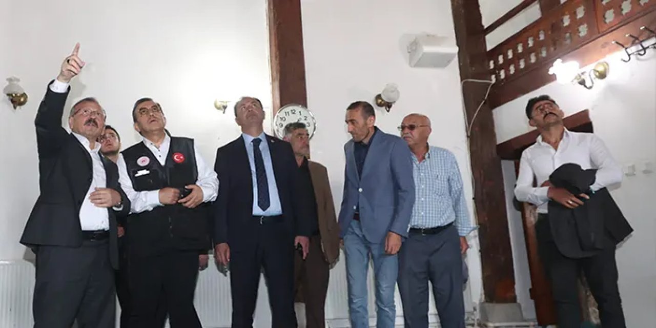 Tokat'taki depremde 5 bina yıkıldı, 15 bina ağır hasar aldı