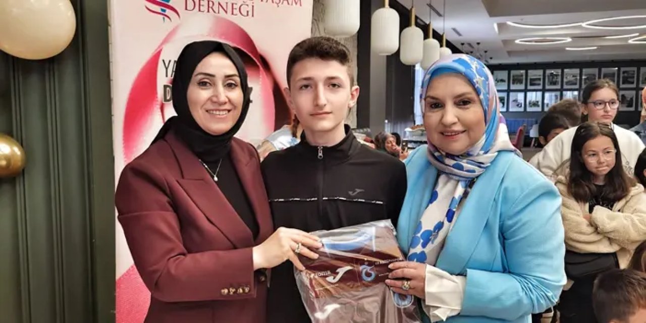 Trabzon'da AK Kadınlar çocukların kalbine dokundu