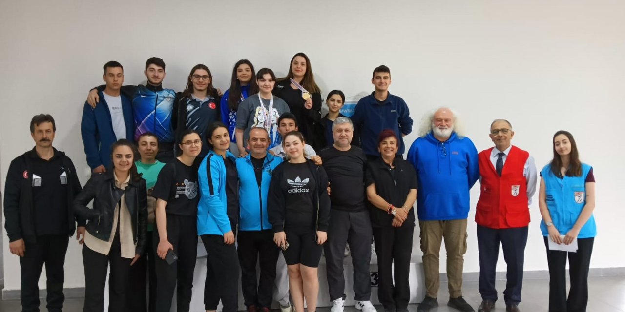 Samsun'da Bafra GSK'da 7 sporcu atıcılıkta başarı elde etti