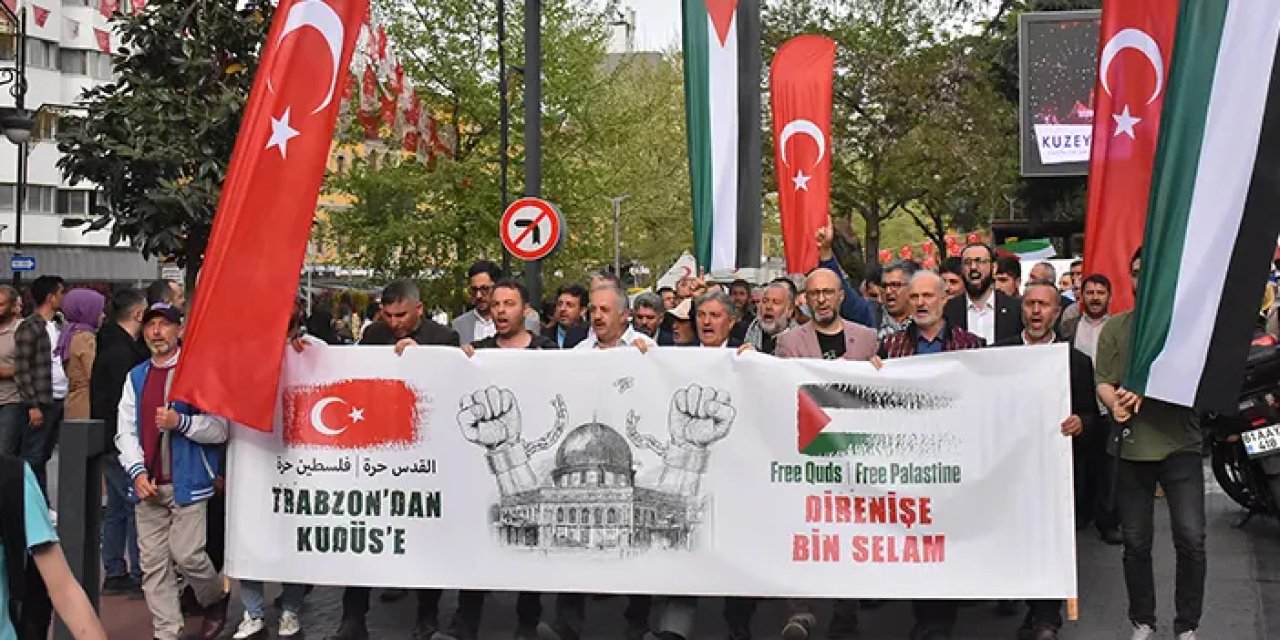 Trabzon’da Filistin’e Destek Yürüyüşü ve Oturma Eylemi Düzenlendi